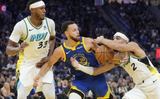 易胜博体育-勇士不敌公牛，库里砍下全场最高38分