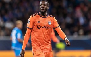 易胜博体育-亚眠阵中新星崭露头角，对阵对手构成威胁