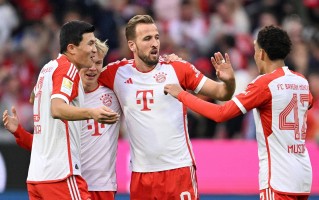 ysbSPORTS-罗马城遭遇困境，拜仁慕尼黑再获胜利