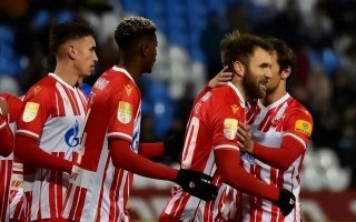 易胜博体育-格真拉罗宁两球破门，巴萨再胜