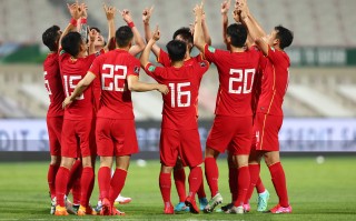 易胜博体育-扎伊尔队被逼平，小组出线前景不容乐观