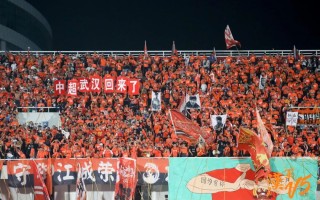 易胜博体育-武汉卓尔不敌深圳佳兆业，遭遇连败