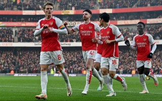 易胜博体育-利物浦与阿森纳将在主场争夺胜利