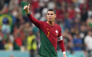 易胜博体育-葡萄牙足球明星展示出色技艺