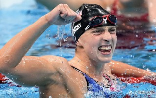 ysbSPORTS-欧预赛巨星闪耀舞台，助力球队取得胜利