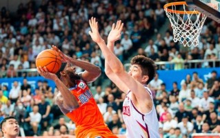 易胜博体育-福建客场激战山西，取得关键比赛胜利