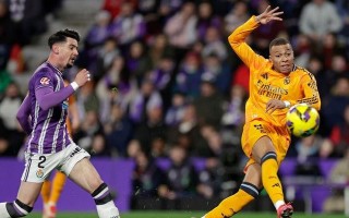 易胜博体育官方网站-瓦拉多利德不敌皇家马德里，艰苦奋斗