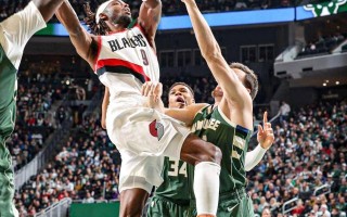 易胜博体育-雄鹿逆转灰熊，字母哥实现胜利