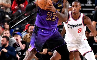 ysbSPORTS-湖人主场击败国王，纳什现场助阵