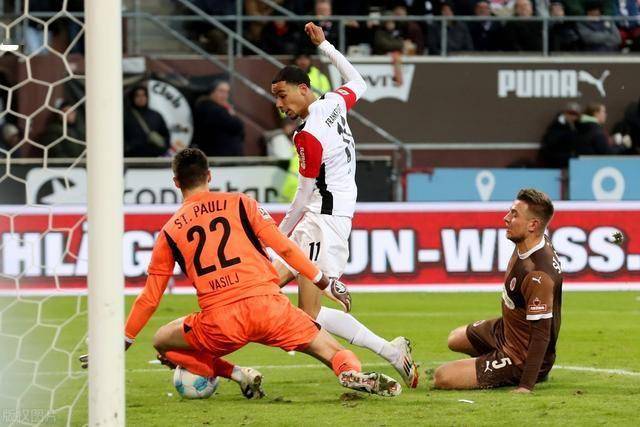 易胜博体育官方网站-弗赖堡客场惊险逼平法兰克福,表现出色-第2张图片-易胜博体育 易胜博体育官方网站-弗赖堡客场惊险逼平法兰克福,表现出色-第2张图片-易胜博体育