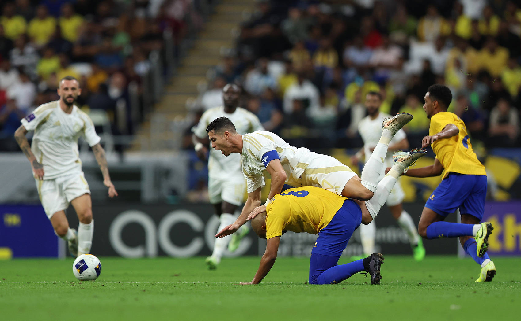 易胜博体育官方网站-阿尔及利亚队球员表现出色,夺得胜利-第2张图片-易胜博体育 易胜博体育官方网站-阿尔及利亚队球员表现出色,夺得胜利-第2张图片-易胜博体育