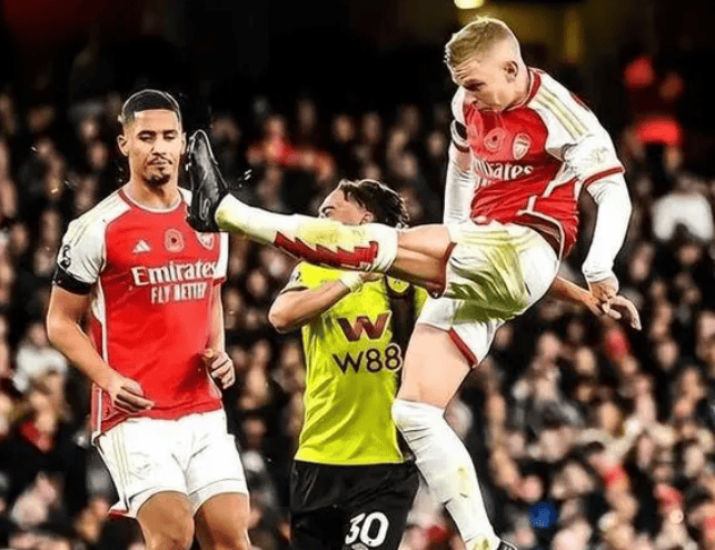 易胜博体育-桑德兰击败热刺,主场表现足够出色-第1张图片-易胜博体育 易胜博体育-桑德兰击败热刺,主场表现足够出色-第1张图片-易胜博体育