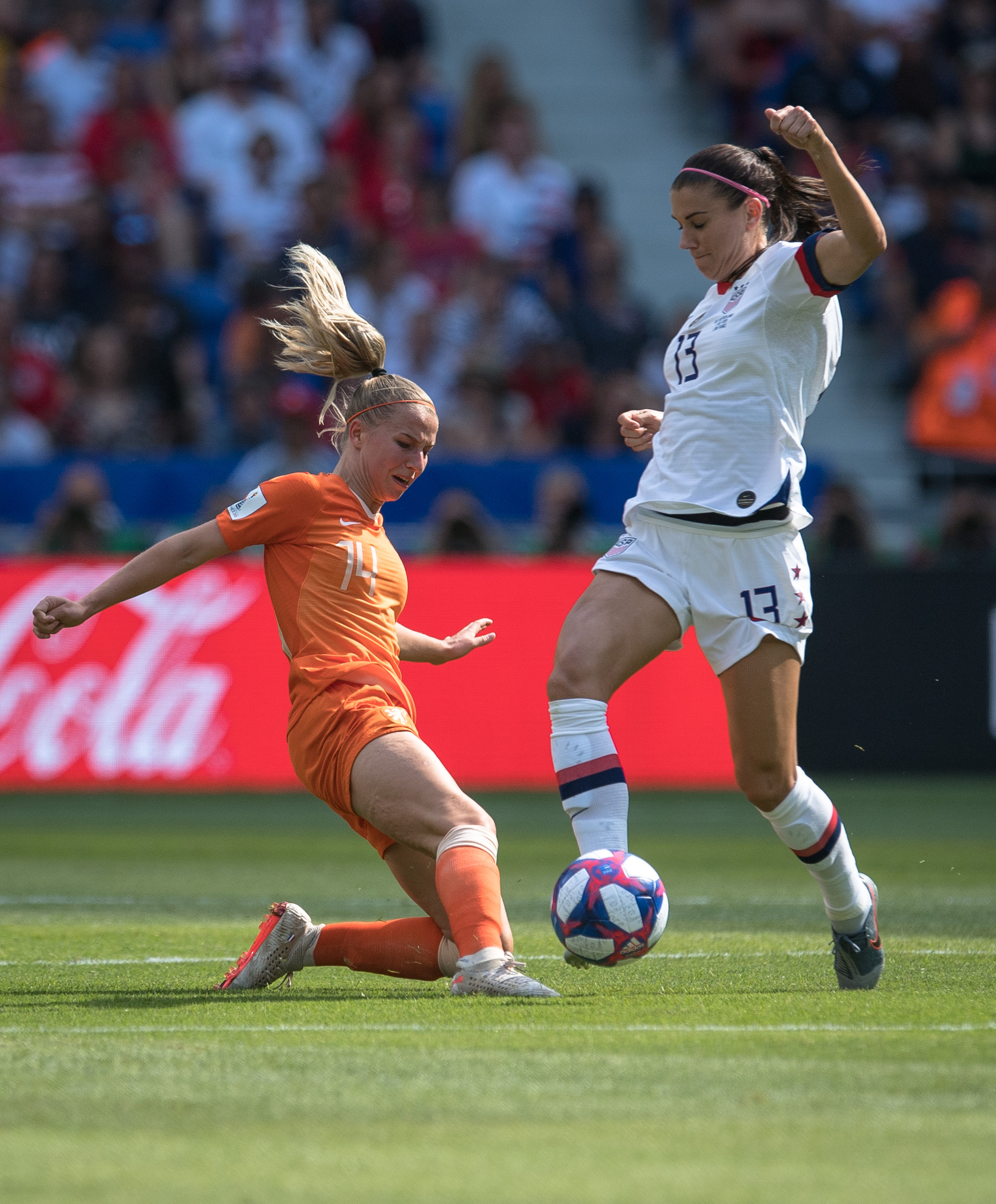 易胜博体育官方网站-荷兰女足力挫德国，晋级欧洲杯半决赛-第1张图片-易胜博体育