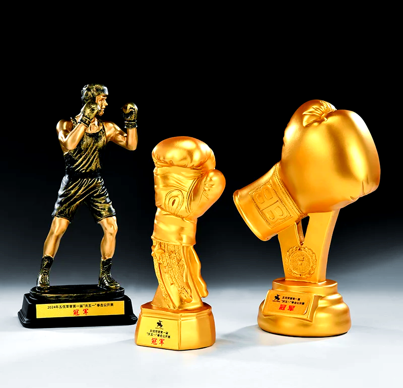 ysbSPORTS-门兴主帅晒出球队冠军奖杯,士气大增-第1张图片-易胜博体育 ysbSPORTS-门兴主帅晒出球队冠军奖杯,士气大增-第1张图片-易胜博体育