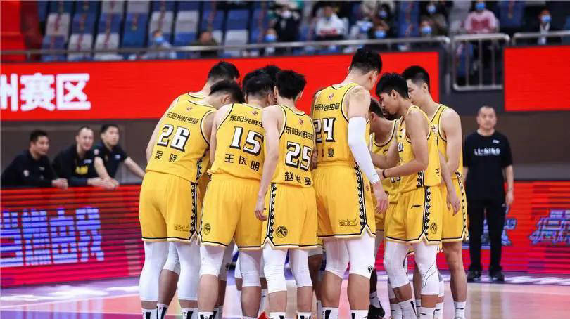 ysbSPORTS-雄狮队接连获胜,强势晋级季后赛-第2张图片-易胜博体育 ysbSPORTS-雄狮队接连获胜,强势晋级季后赛-第2张图片-易胜博体育