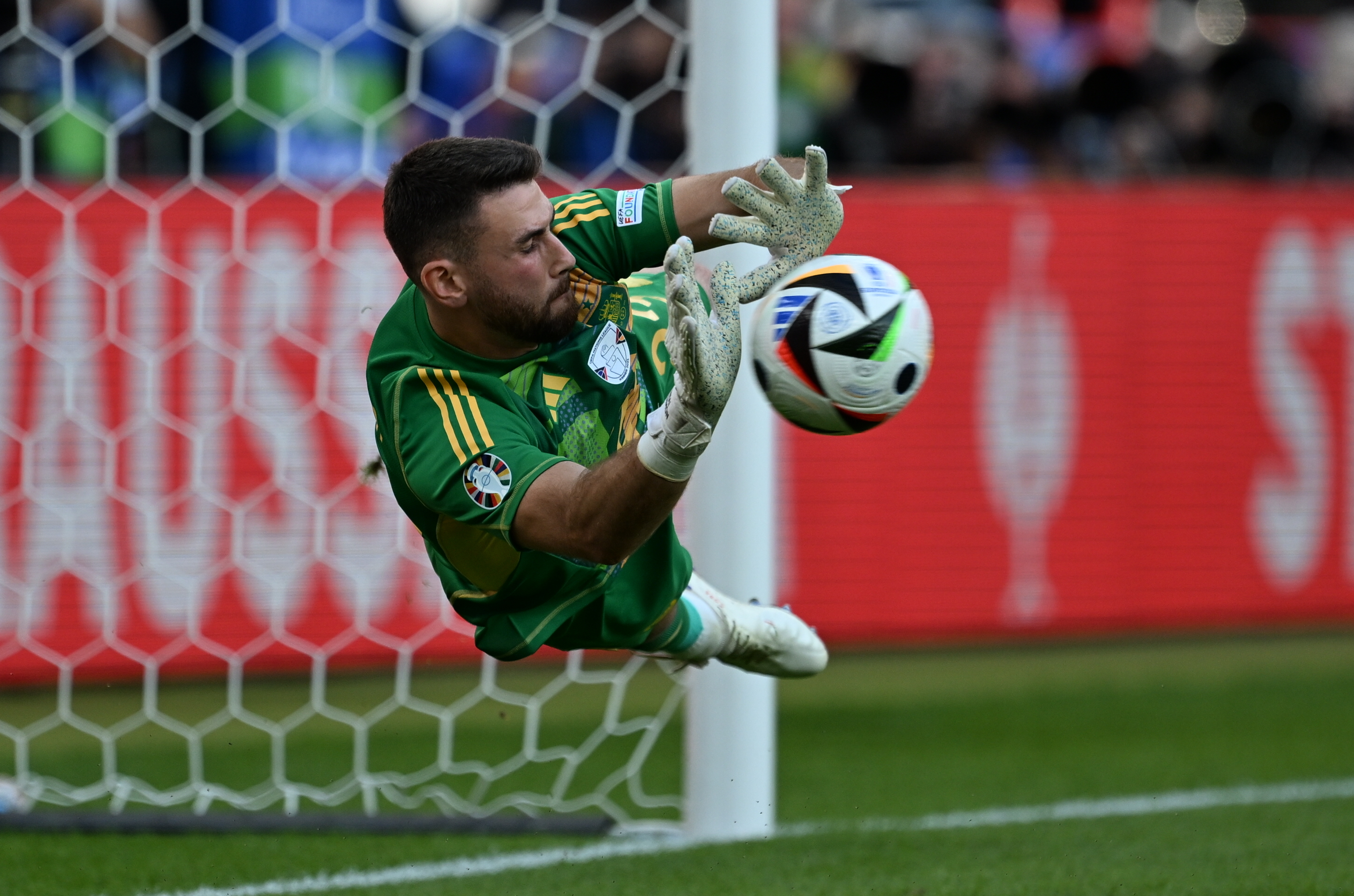 易胜博体育官方网站-冰岛队惨败巴哈马,丧失欧洲杯资格赛机会-第2张图片-易胜博体育 易胜博体育官方网站-冰岛队惨败巴哈马,丧失欧洲杯资格赛机会-第2张图片-易胜博体育