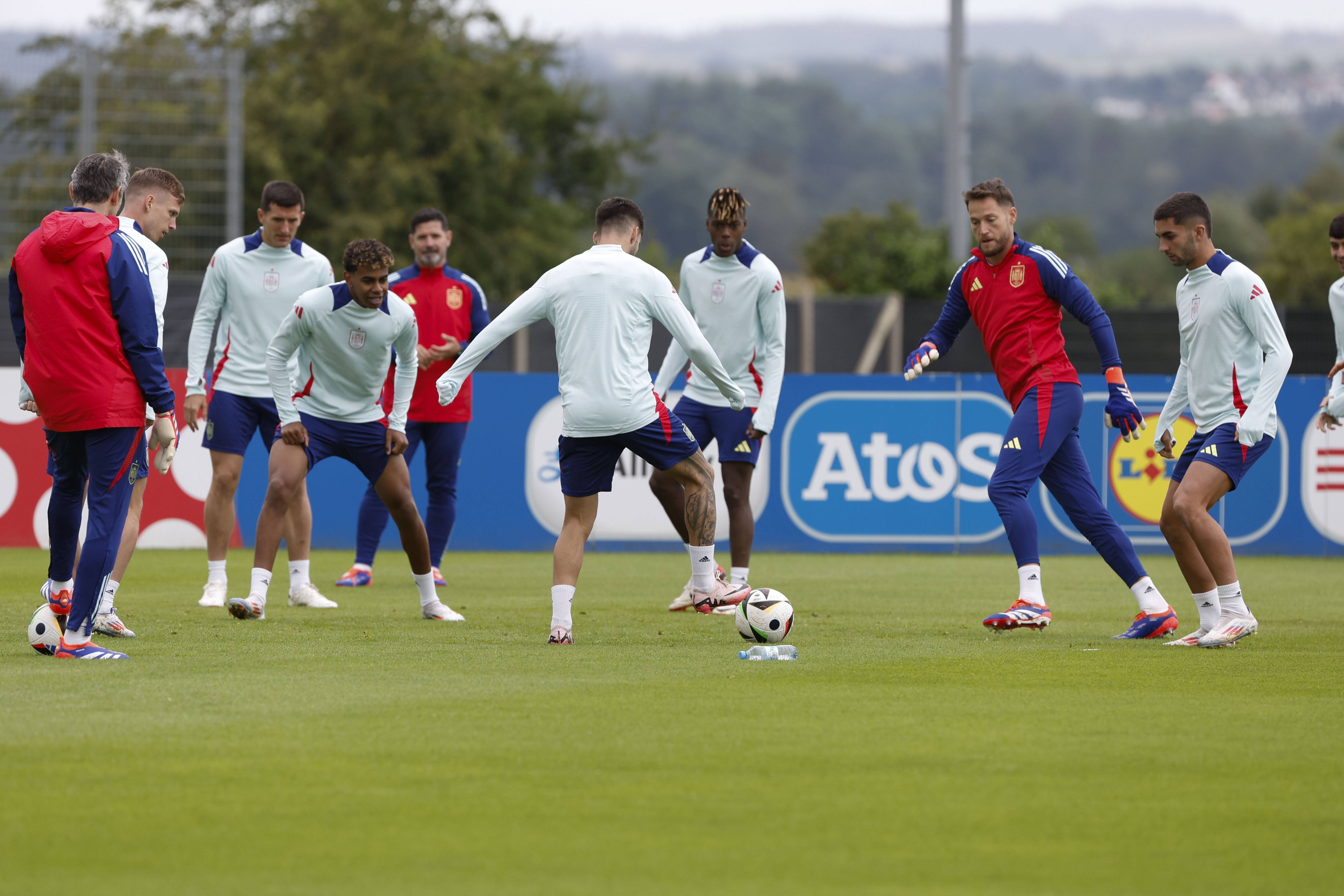 易胜博体育-西班牙队员充满信心，轻松取胜-第1张图片-易胜博体育