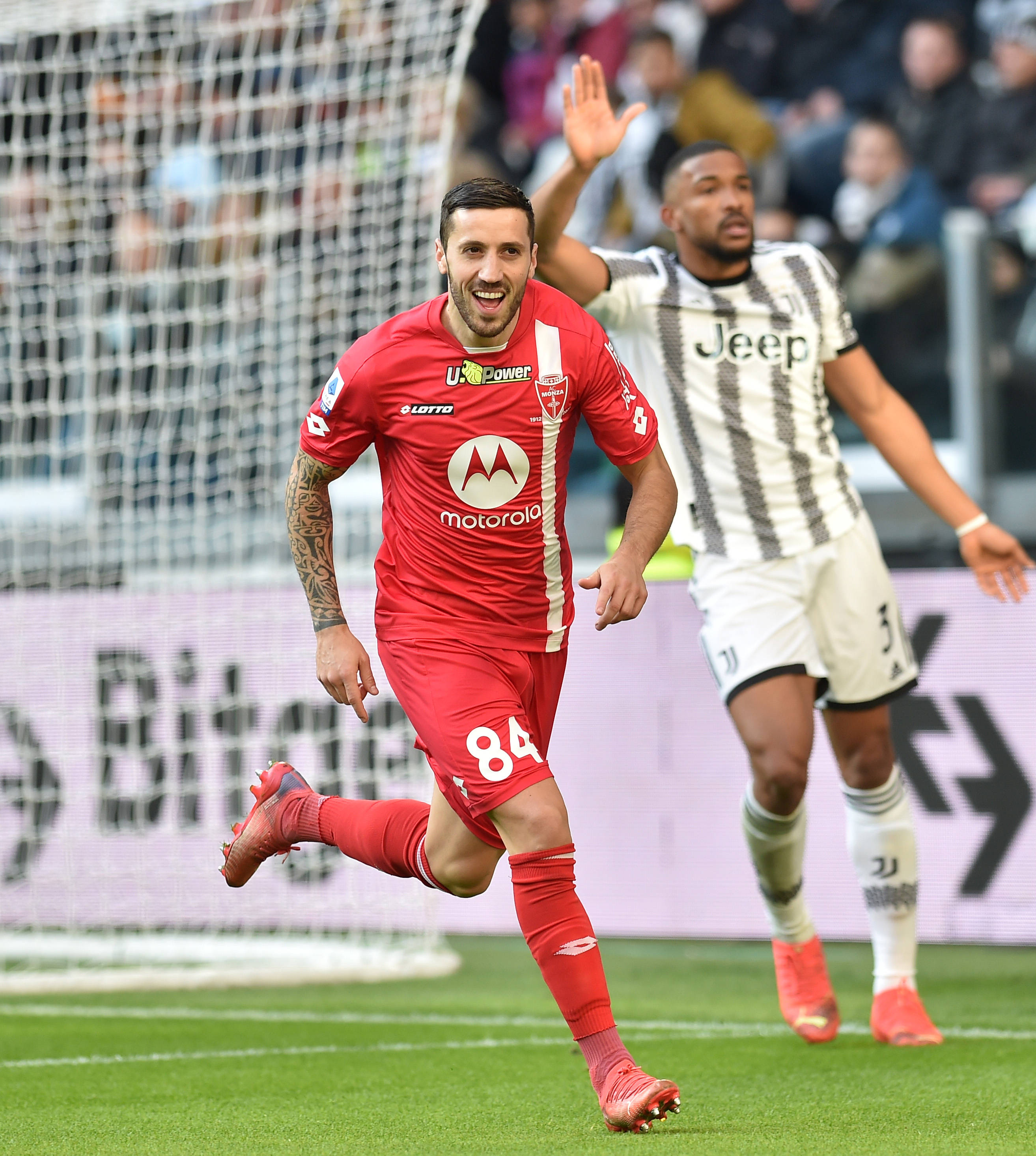 易胜博体育官方网站-尤文图斯客场失利,冠军梦或许仍远-第1张图片-易胜博体育 易胜博体育官方网站-尤文图斯客场失利,冠军梦或许仍远-第1张图片-易胜博体育