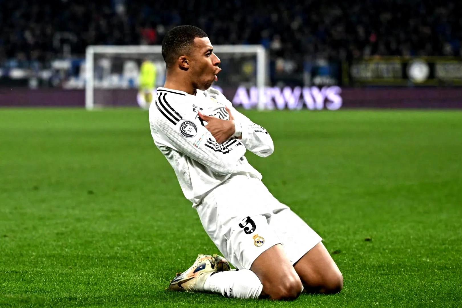 易胜博体育官方网站-标王再进球狂奔庆祝,意甲球队取胜乐观雀跃-第2张图片-易胜博体育 易胜博体育官方网站-标王再进球狂奔庆祝,意甲球队取胜乐观雀跃-第2张图片-易胜博体育