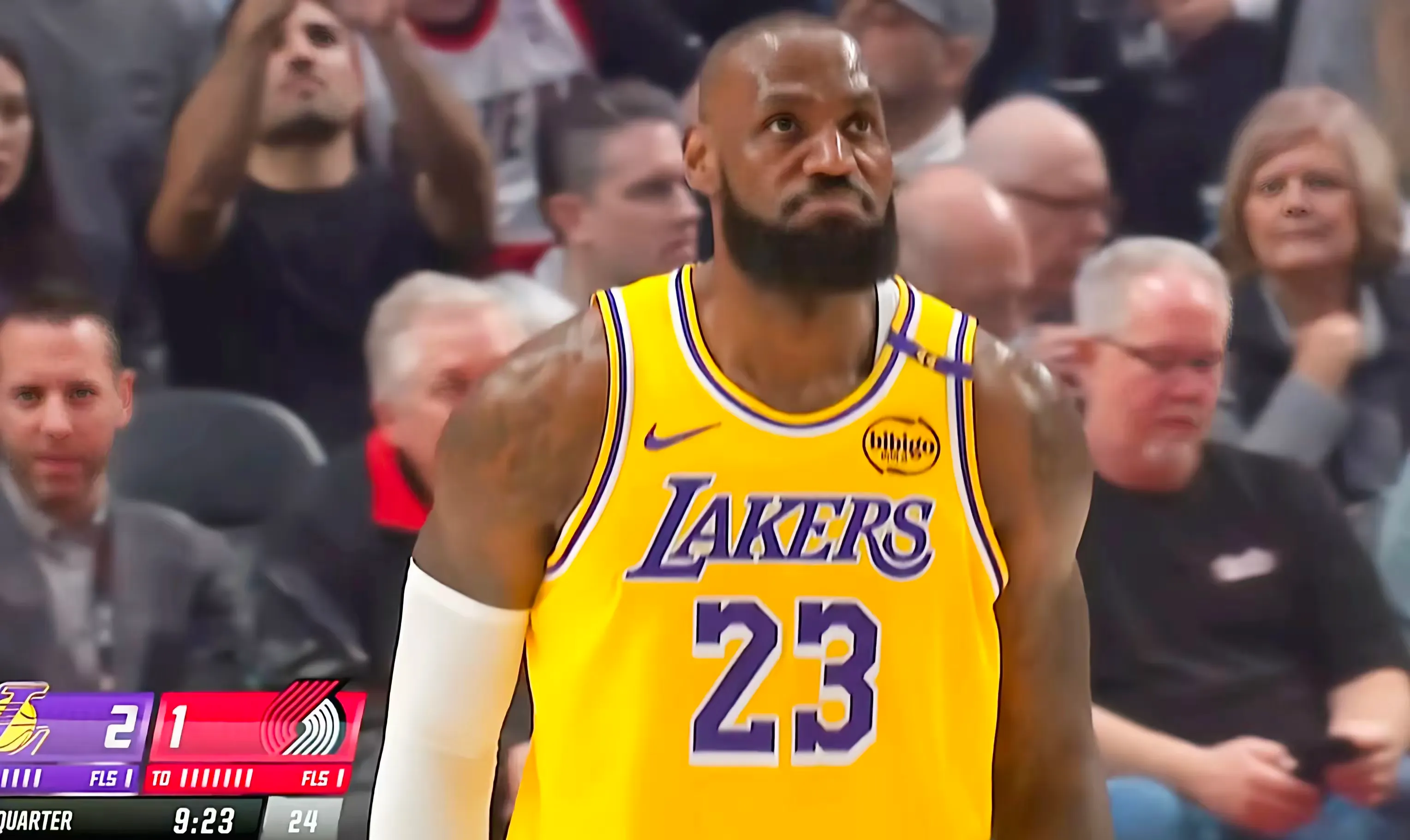 ysbSPORTS-开拓者主场逆袭湖人,终结两连败-第2张图片-易胜博体育 ysbSPORTS-开拓者主场逆袭湖人,终结两连败-第2张图片-易胜博体育