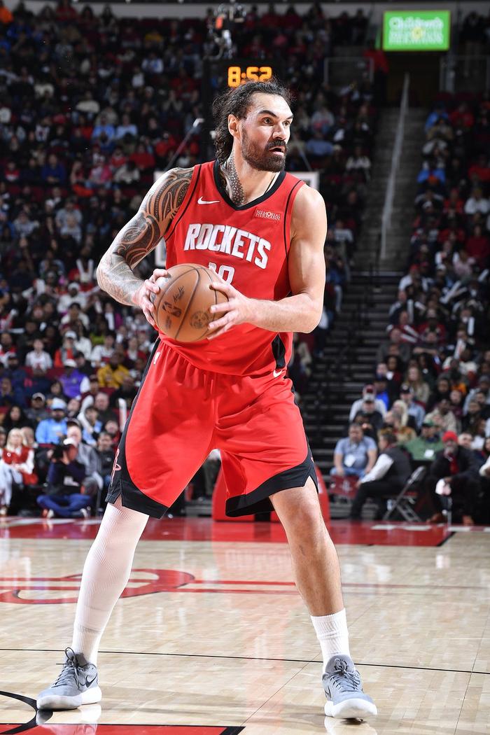 ysbSPORTS-亚当斯外线火力全开，轻松夺胜比赛-第2张图片-易胜博体育