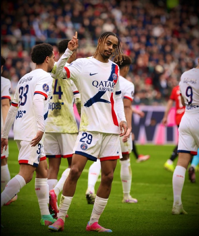 易胜博体育官方网站-雷恩队在主场对阵基辅迪那摩赢得比赛-第1张图片-易胜博体育 易胜博体育官方网站-雷恩队在主场对阵基辅迪那摩赢得比赛-第1张图片-易胜博体育