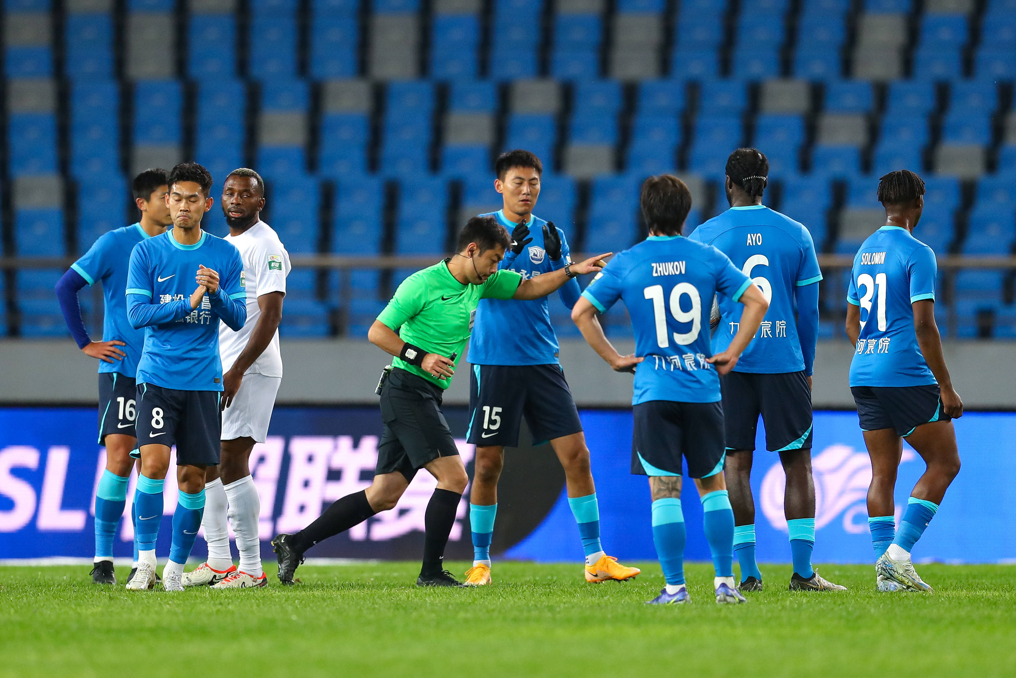 易胜博体育-尼斯客场险胜,保级形势稍有好转-第2张图片-易胜博体育 易胜博体育-尼斯客场险胜,保级形势稍有好转-第2张图片-易胜博体育