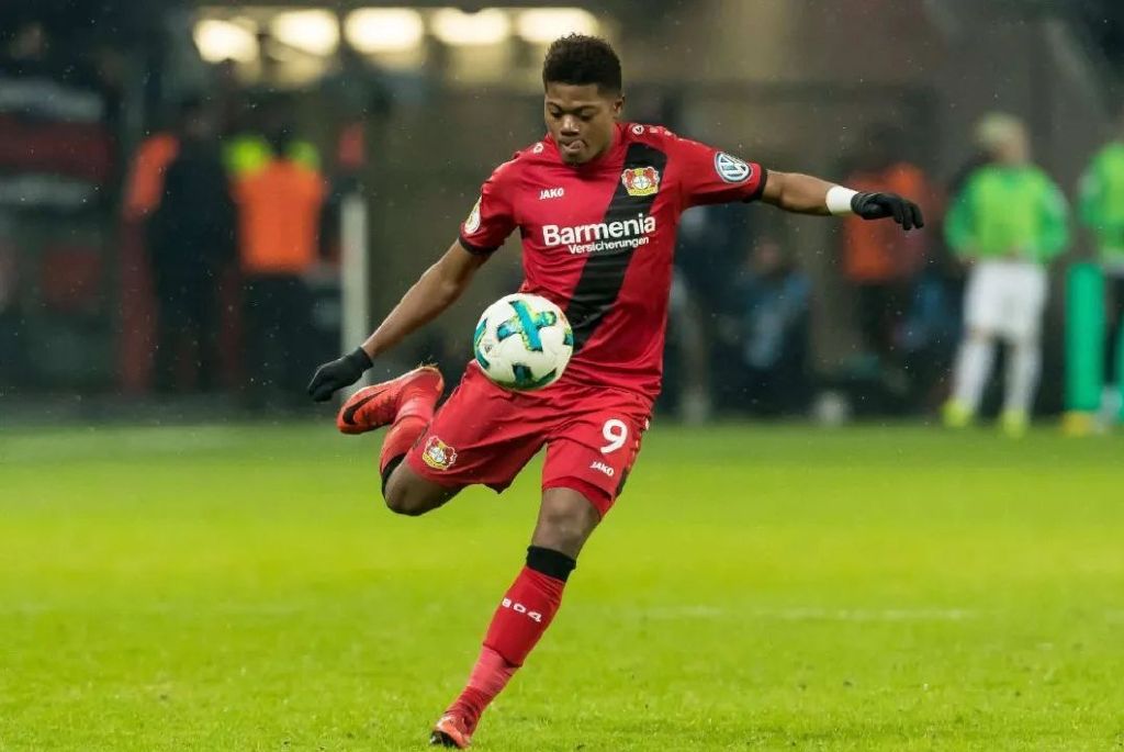 ysbSPORTS-瓦伦西亚客场痛击对手,稳固前四位置-第2张图片-易胜博体育 ysbSPORTS-瓦伦西亚客场痛击对手,稳固前四位置-第2张图片-易胜博体育