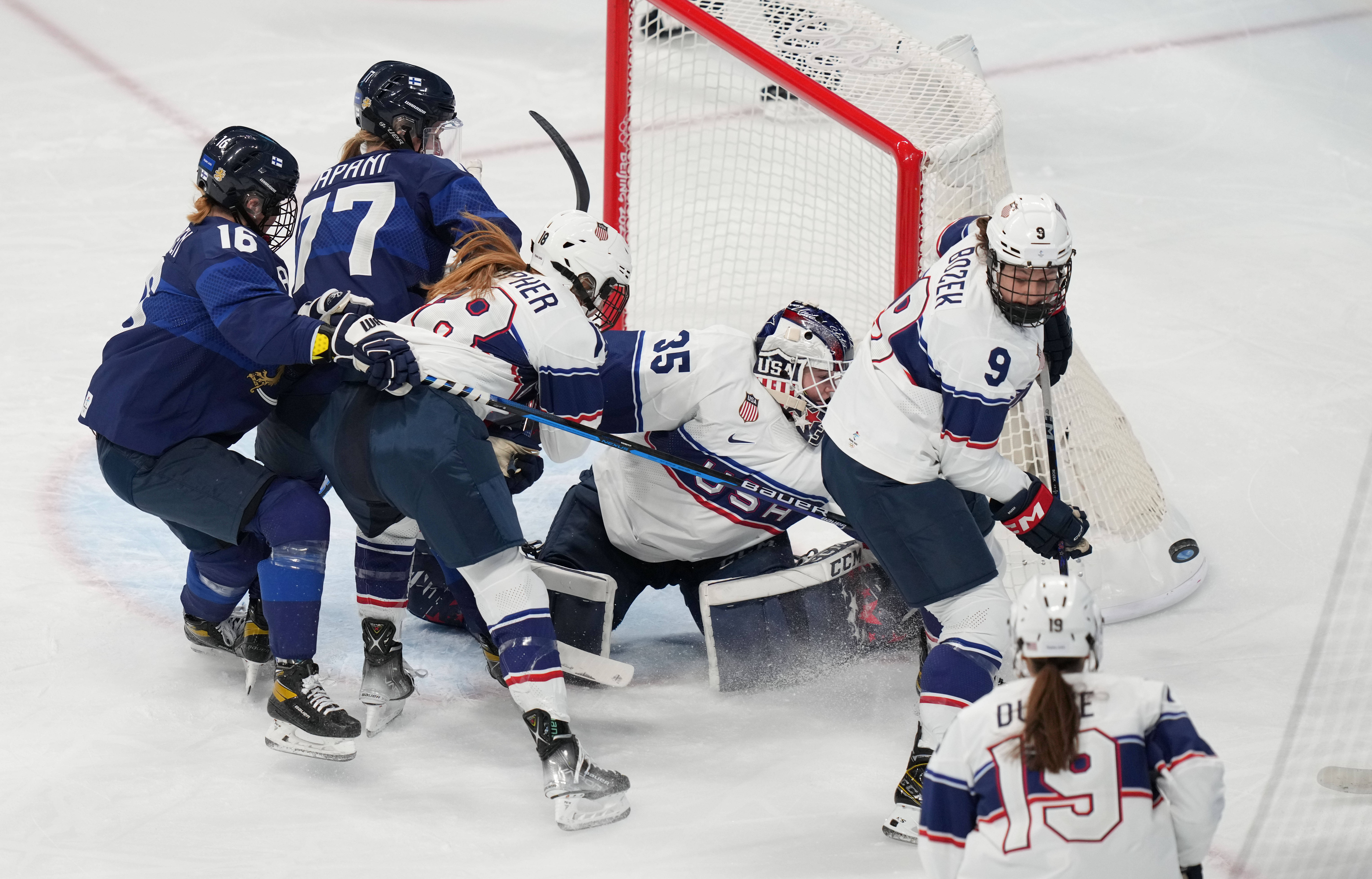 易胜博体育-北欧力量:芬兰冰球队轻松晋级下一轮-第2张图片-易胜博体育 易胜博体育-北欧力量:芬兰冰球队轻松晋级下一轮-第2张图片-易胜博体育