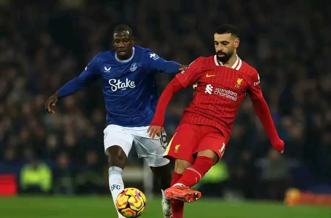 易胜博体育-埃弗拉表现出色，带领球队赢得法甲关键战役-第2张图片-易胜博体育