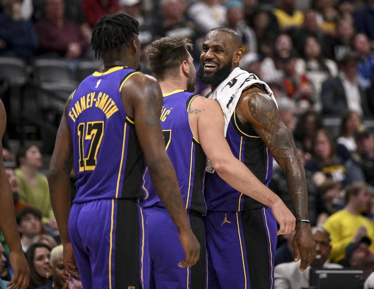 ysbSPORTS-湖人惨败骑士,丢掉连胜纪录-第1张图片-易胜博体育 ysbSPORTS-湖人惨败骑士,丢掉连胜纪录-第1张图片-易胜博体育