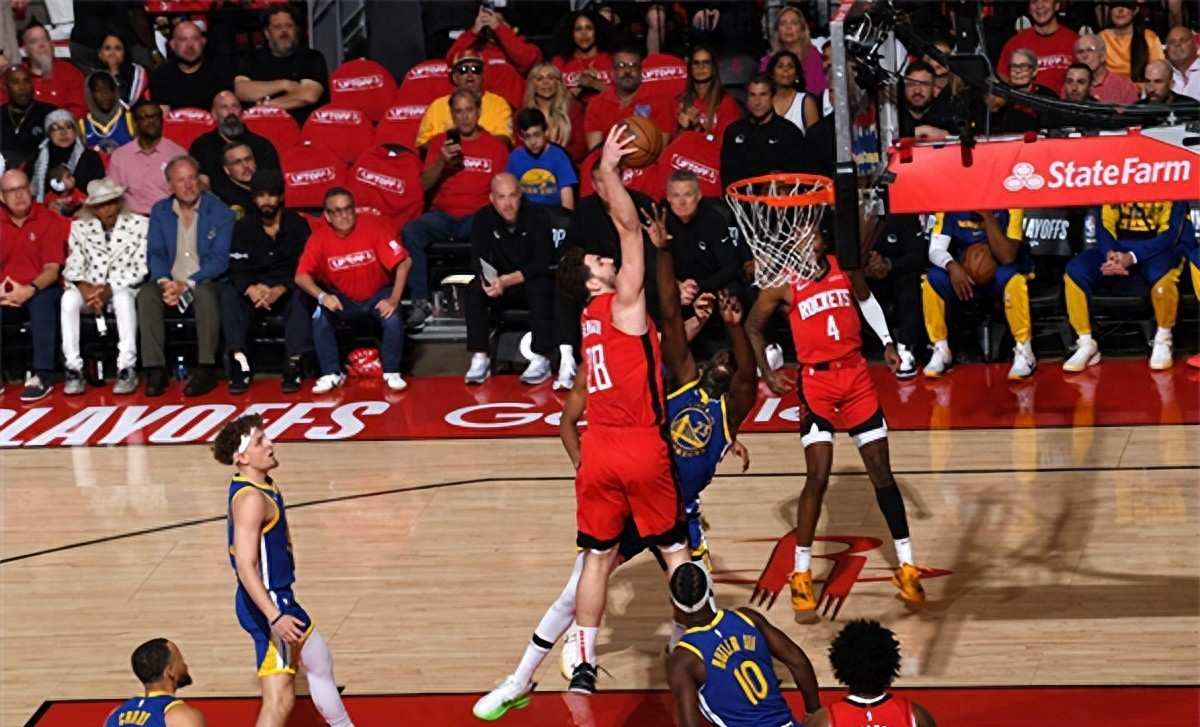 易胜博体育-压力瞬间加大!球员备战氛围浓厚-第2张图片-易胜博体育 易胜博体育-压力瞬间加大!球员备战氛围浓厚-第2张图片-易胜博体育