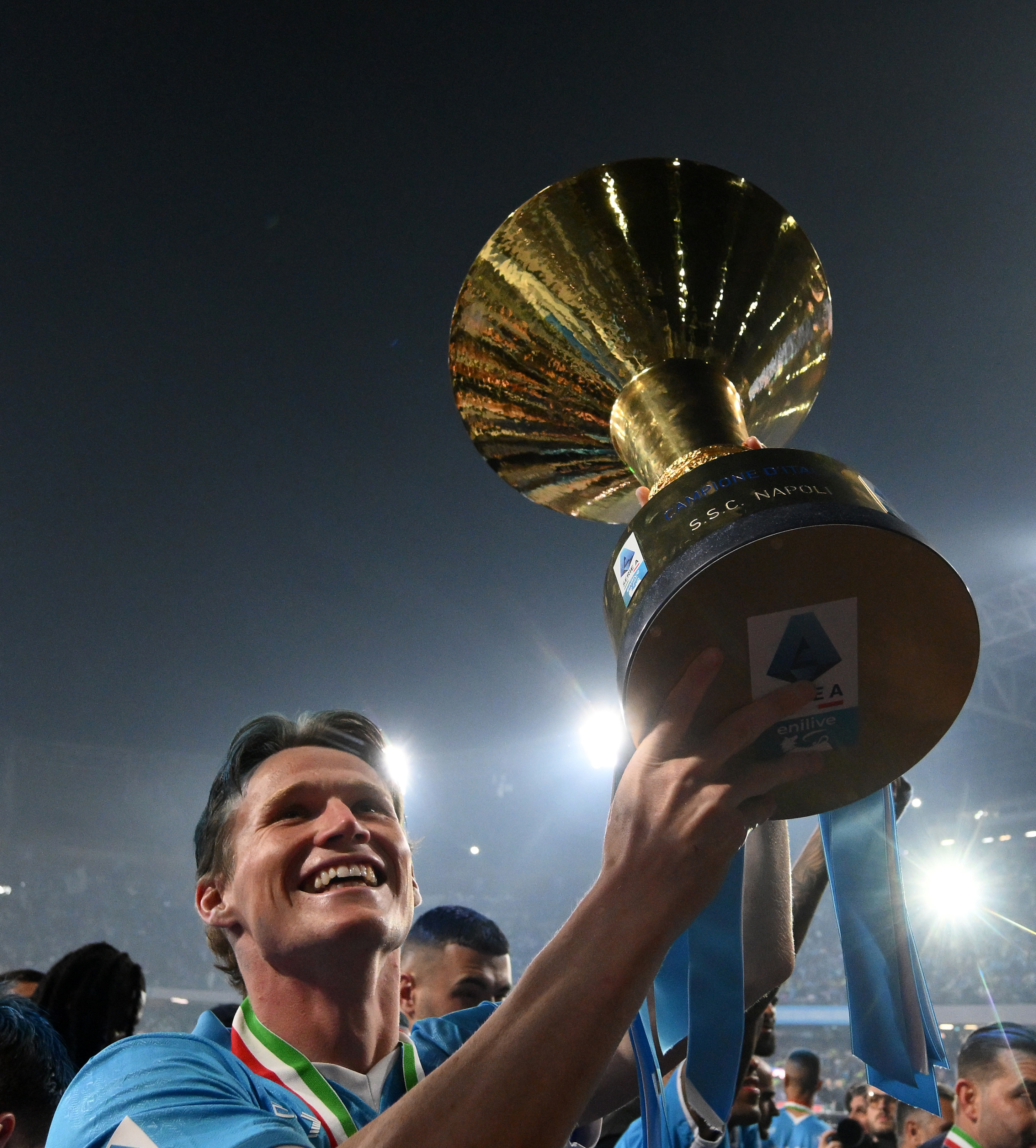 ysbSPORTS-那不勒斯憾负对手,无缘晋级欧冠半决赛!-第1张图片-易胜博体育 ysbSPORTS-那不勒斯憾负对手,无缘晋级欧冠半决赛!-第1张图片-易胜博体育